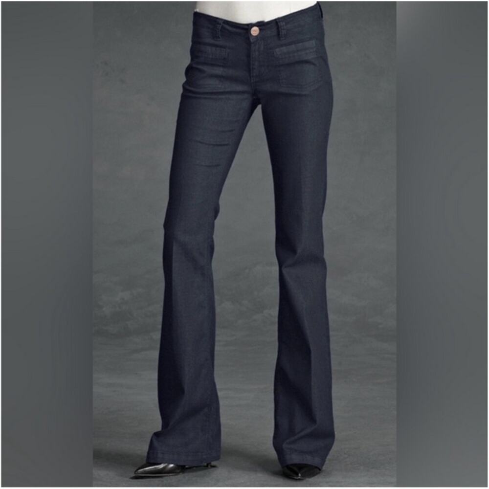 CAbi #146R Farrah Trouser Jeans Low Rise Wide Leg Flare - Size 4 - Picture 2 of 9